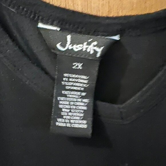 Size 2X - Justify - Black Cold-Shoulder "Wanderlust" Elephant Knit Pullover - Picture 2 of 6